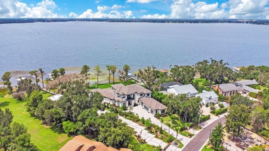 724 W 2ND AVENUE, Windermere, FL 34786