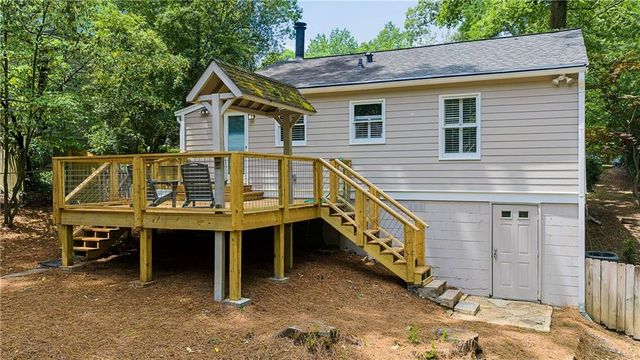 1881 Woodland Hills Avenue NW, Atlanta, GA 30318