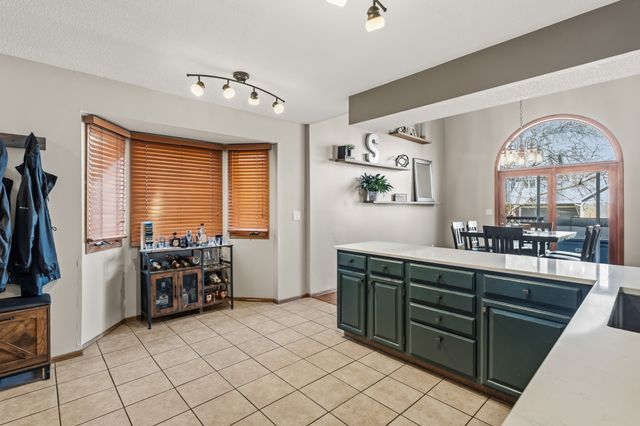 5910 Aspen Circle, Johnston, IA 50131