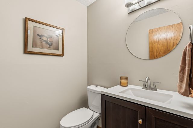 5910 Aspen Circle, Johnston, IA 50131