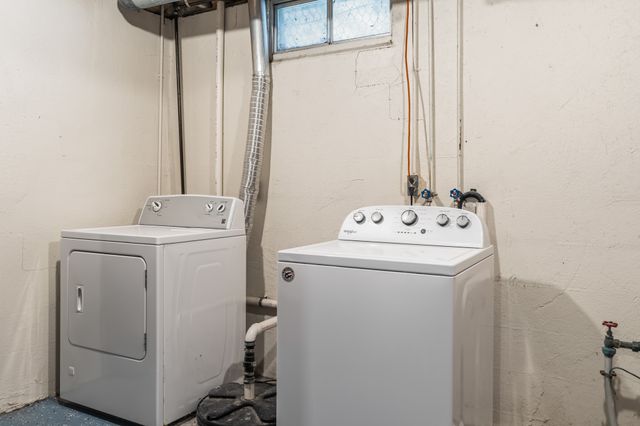 5910 Aspen Circle, Johnston, IA 50131