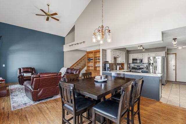 5910 Aspen Circle, Johnston, IA 50131