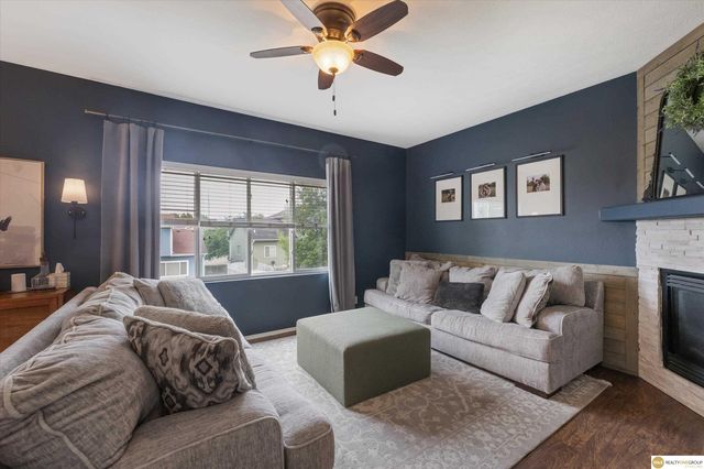 15072 Meredith Avenue, Omaha, NE 68116