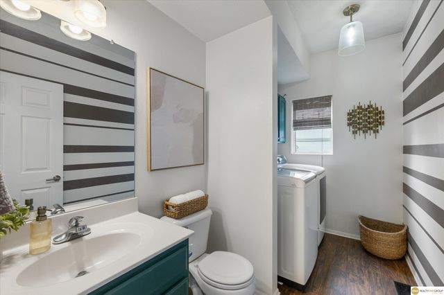 15072 Meredith Avenue, Omaha, NE 68116