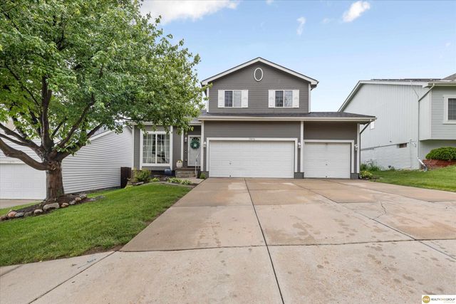 15072 Meredith Avenue, Omaha, NE 68116