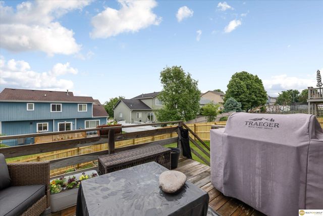 15072 Meredith Avenue, Omaha, NE 68116