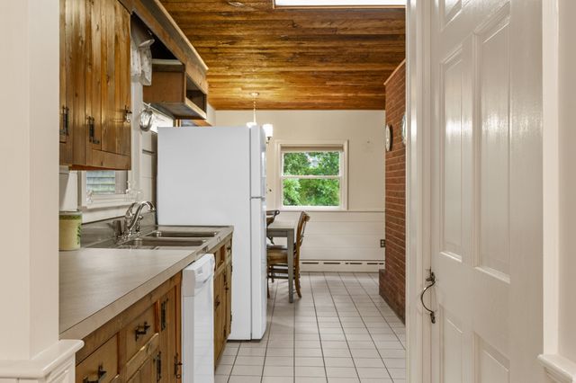 428 Highland St, Marshfield, MA 02050