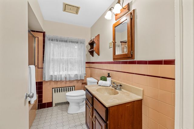 428 Highland St, Marshfield, MA 02050