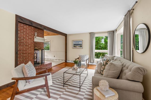 428 Highland St, Marshfield, MA 02050