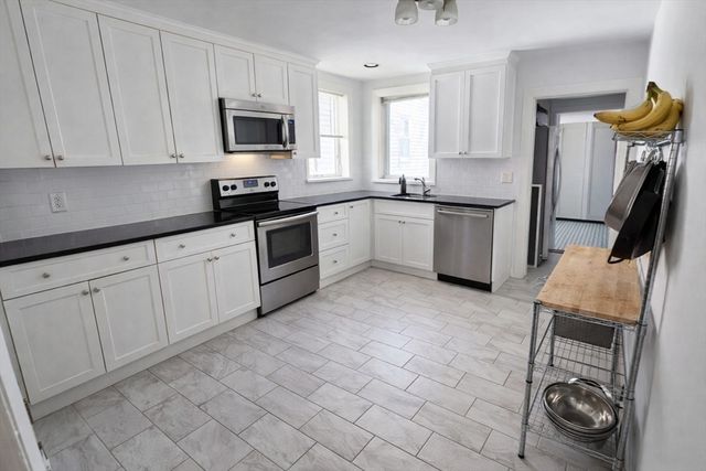 39 St Paul 2, Brookline, MA 02446