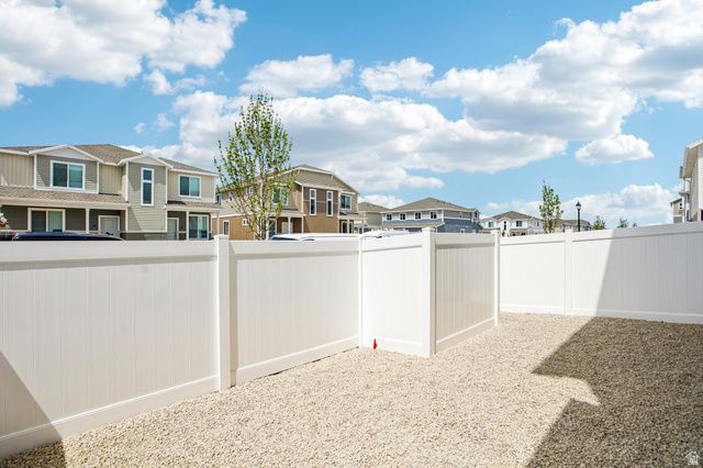 29 N JORDAN RIVER WAY, Saratoga Springs, UT 84045