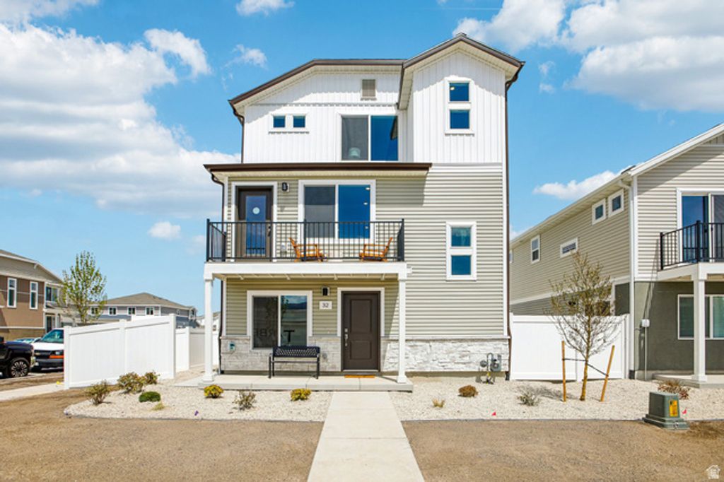 29 N JORDAN RIVER WAY, Saratoga Springs, UT 84045