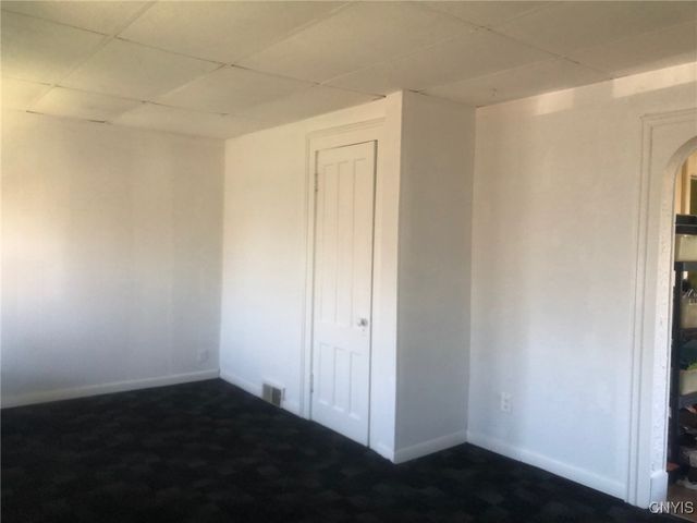 110 Spring Lane, Syracuse, NY 13208