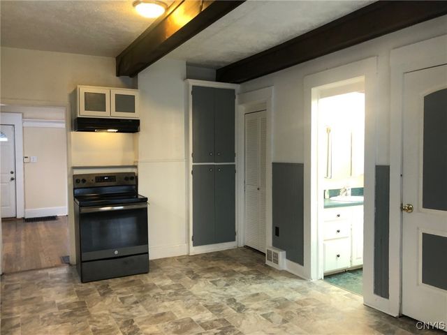 110 Spring Lane, Syracuse, NY 13208