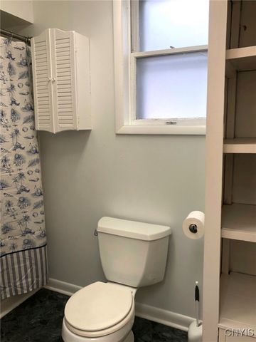 110 Spring Lane, Syracuse, NY 13208