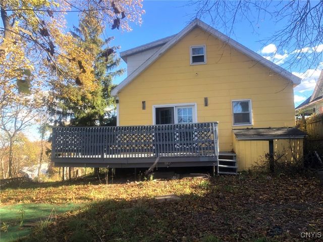 110 Spring Lane, Syracuse, NY 13208