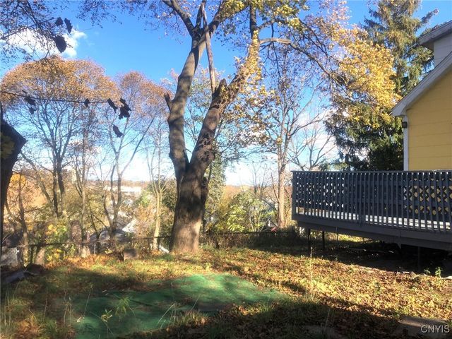 110 Spring Lane, Syracuse, NY 13208