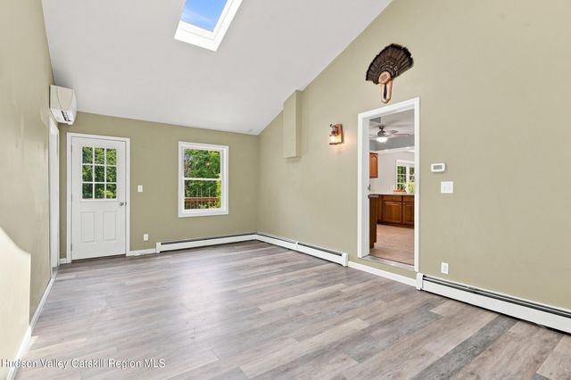 68 Burleigh Road, New Paltz, NY 12561