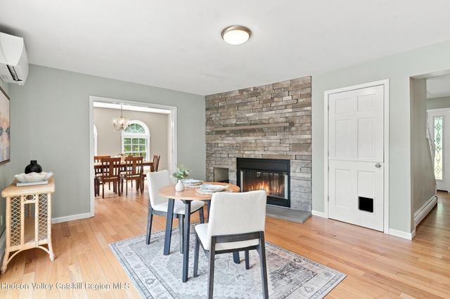 68 Burleigh Road, New Paltz, NY 12561