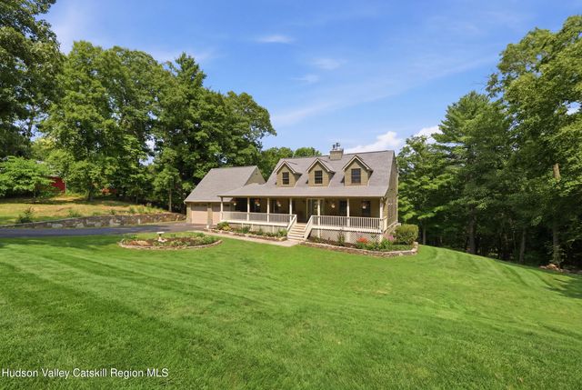 68 Burleigh Road, New Paltz, NY 12561