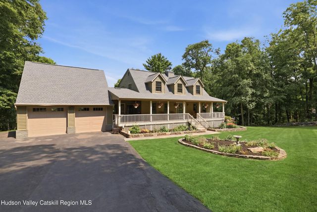 68 Burleigh Road, New Paltz, NY 12561