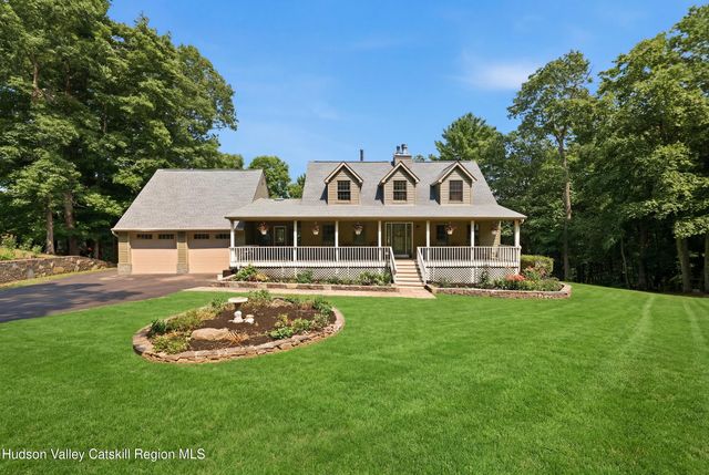 68 Burleigh Road, New Paltz, NY 12561