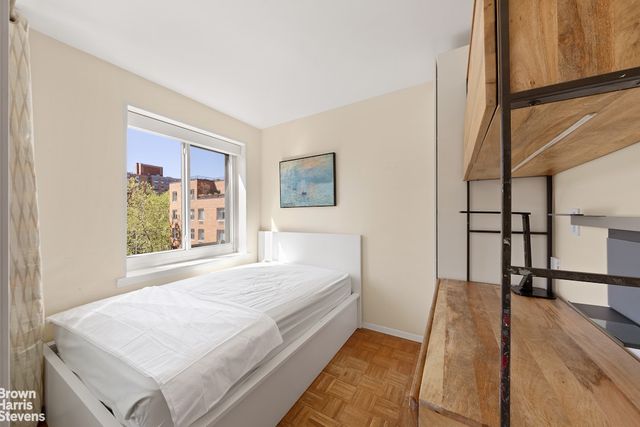 100 W 89th St Apt 6C, New York City, NY 10024