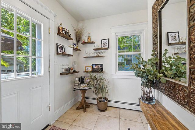 34 E DAWES AVE, Somers Point, NJ 08244