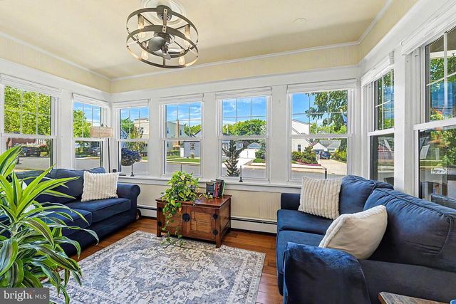 34 E DAWES AVE, Somers Point, NJ 08244