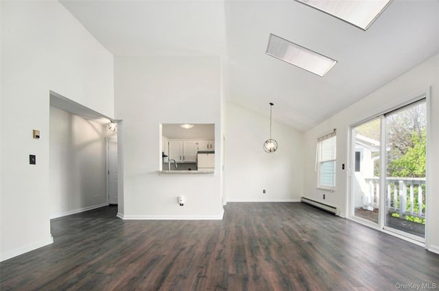 15 Lexington Hill 11, Harriman, NY 10926