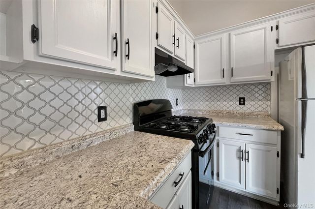 15 Lexington Hill 11, Harriman, NY 10926