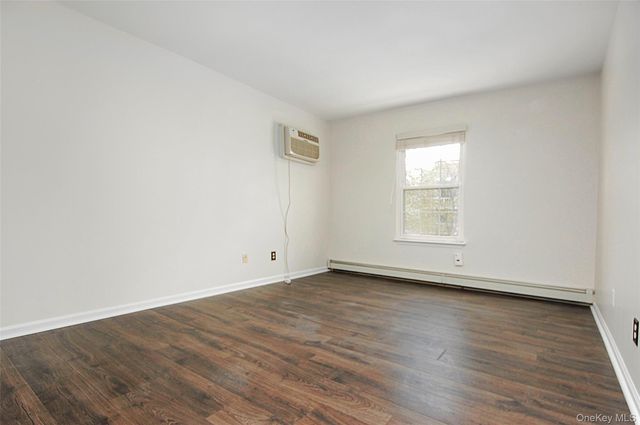 15 Lexington Hill 11, Harriman, NY 10926
