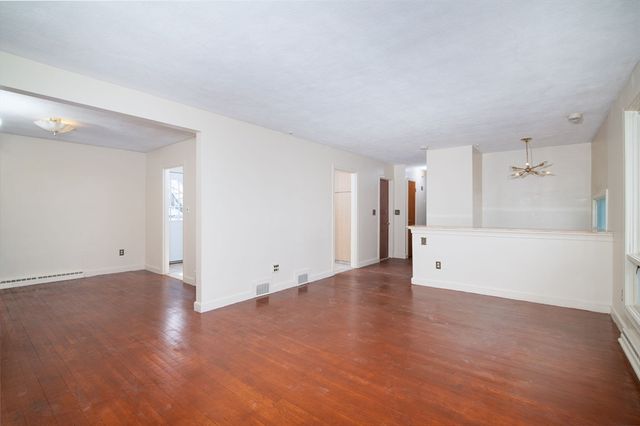 32 Crawford St, Randolph, MA 02368