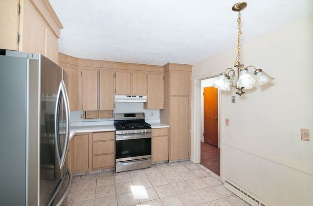 32 Crawford St, Randolph, MA 02368