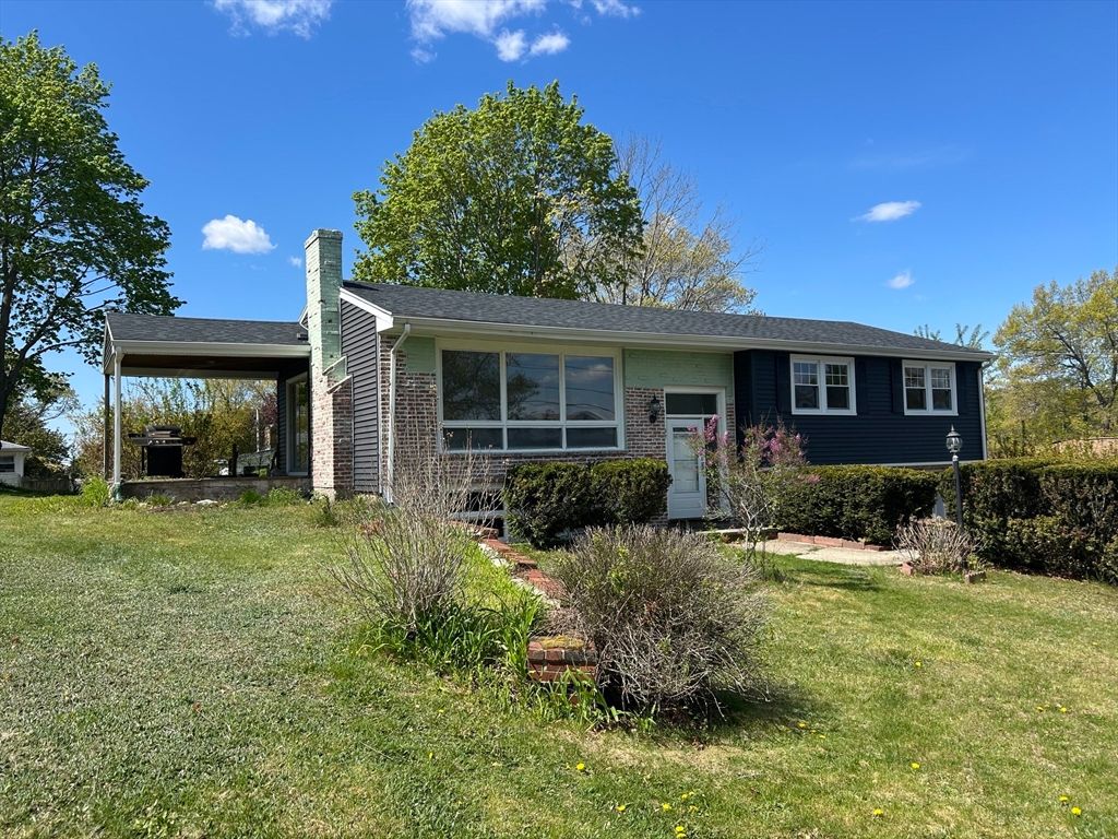 32 Crawford St, Randolph, MA 02368