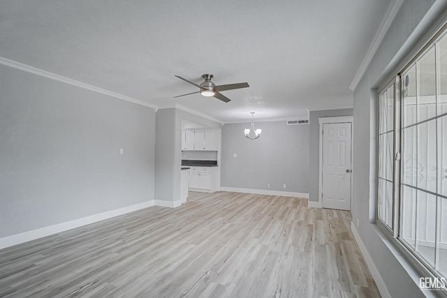 1814 June Avenue, Bakersfield, CA 93304