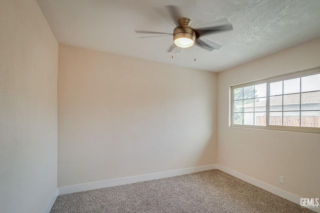 1814 June Avenue, Bakersfield, CA 93304