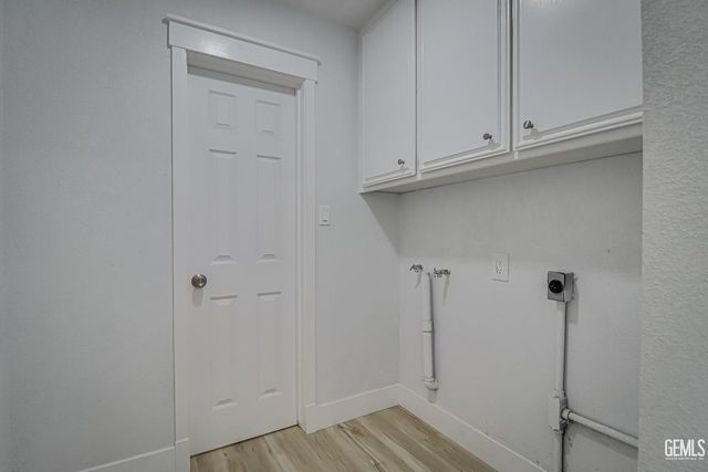 1814 June Avenue, Bakersfield, CA 93304