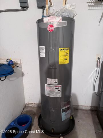 2263 Henry Street NE, Palm Bay, FL 32905