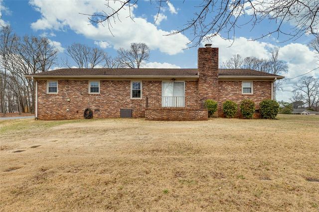 2 Tazewell Drive, Greenville, SC 29617