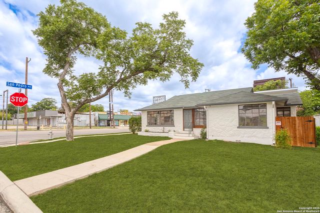 5600 San Pedro Ave, San Antonio, TX 78212
