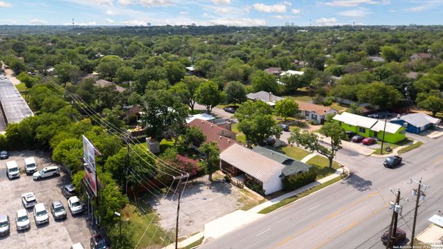 5600 San Pedro Ave, San Antonio, TX 78212