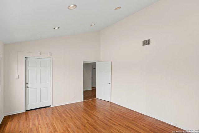 5600 San Pedro Ave, San Antonio, TX 78212