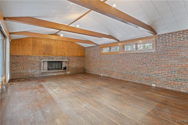 111 Doll Parkway, Syracuse, NY 13214