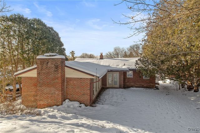 111 Doll Parkway, Syracuse, NY 13214