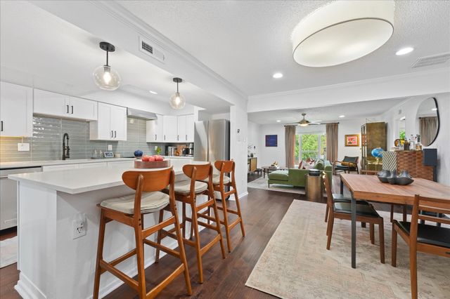 4820 Amesbury Drive 230, Dallas, TX 75206