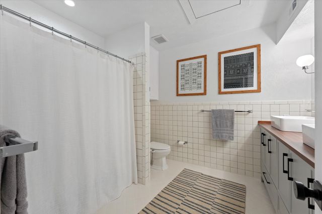4820 Amesbury Drive 230, Dallas, TX 75206