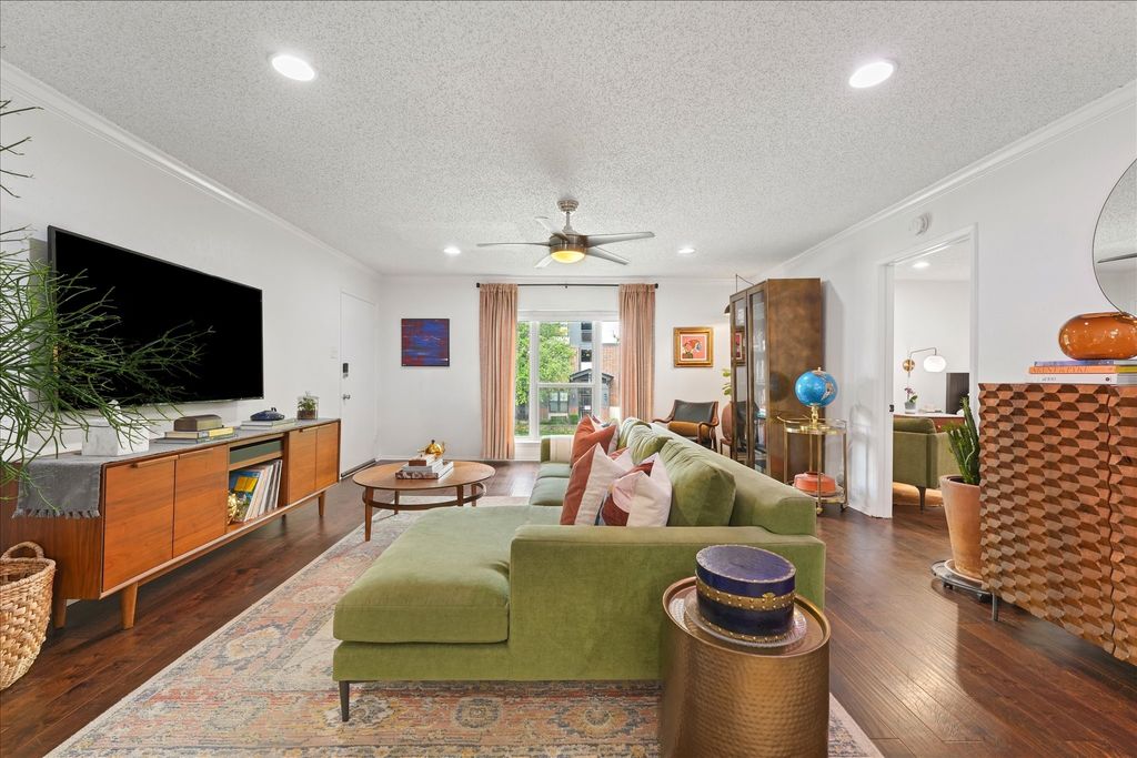 4820 Amesbury Drive 230, Dallas, TX 75206