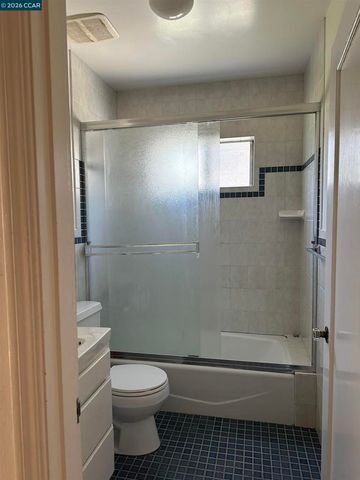 1272 Pine St, Palo Alto, CA 94301