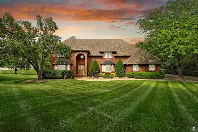 1120 Sharingbrook Dr, Manhattan, KS 66503